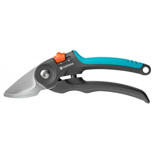 Sécateur de jardin - PremiumCut - Bois vert Ø 22 mm - Lames PowerCoating - GARDENA Promotion