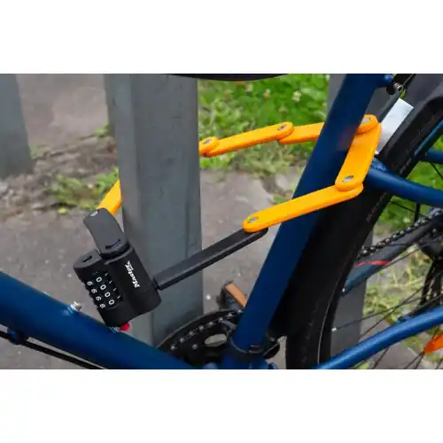 Commander Maintenant Câble antivol pliable avec combinaison MASTER LOCK, Diam.4 mm - MASTER LOCK