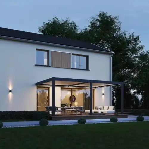 Vente Directe Pergola bioclimatique motorisée adossée 6 x 4 m – aluminium anthracite et lames blanches – kit LED inclus – Ombréa
