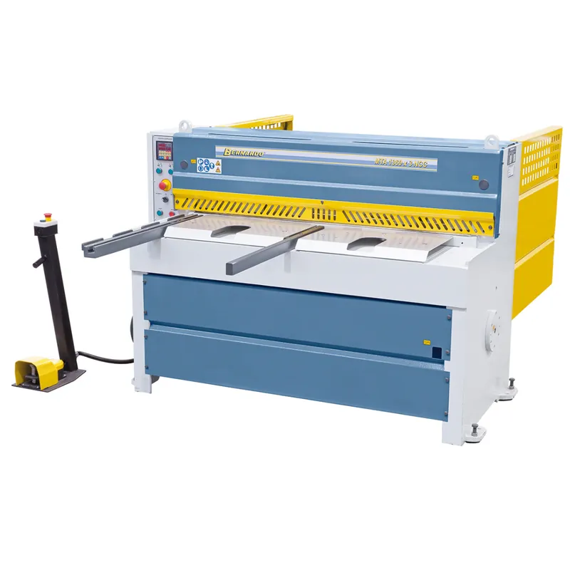 Vente Directe Cisaille guillotine motorisée MTA 1360 x 3 NCC Bernardo